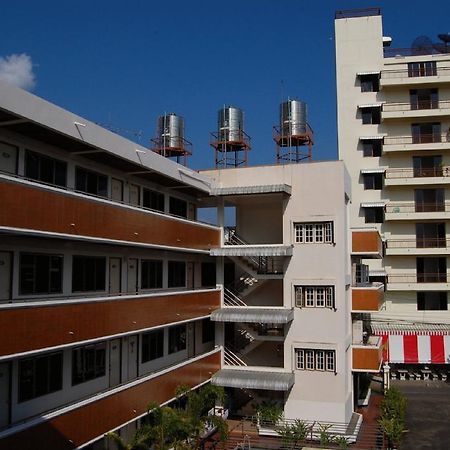 Veerachai Court Chiang Mai Exterior photo